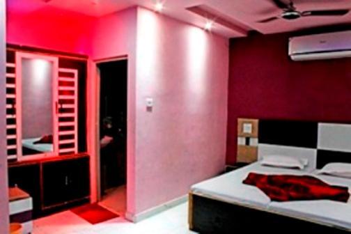 Hotel Roshan ורנאסי מראה חיצוני תמונה