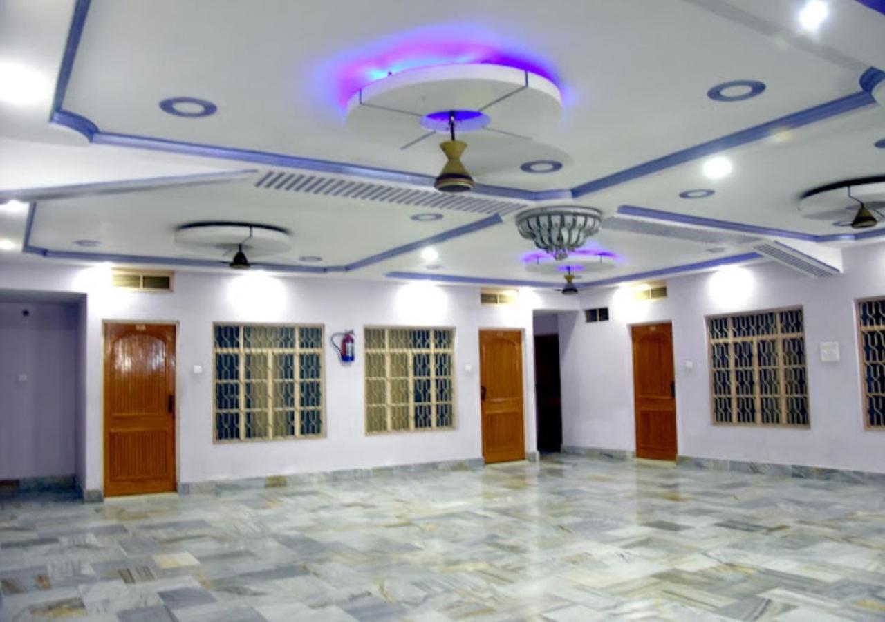 Hotel Roshan ורנאסי מראה חיצוני תמונה