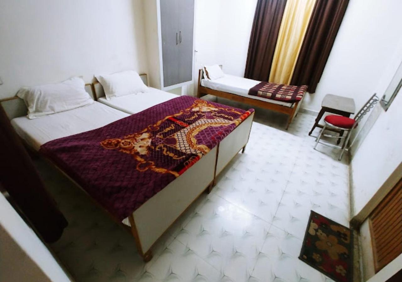 Hotel Roshan ורנאסי מראה חיצוני תמונה