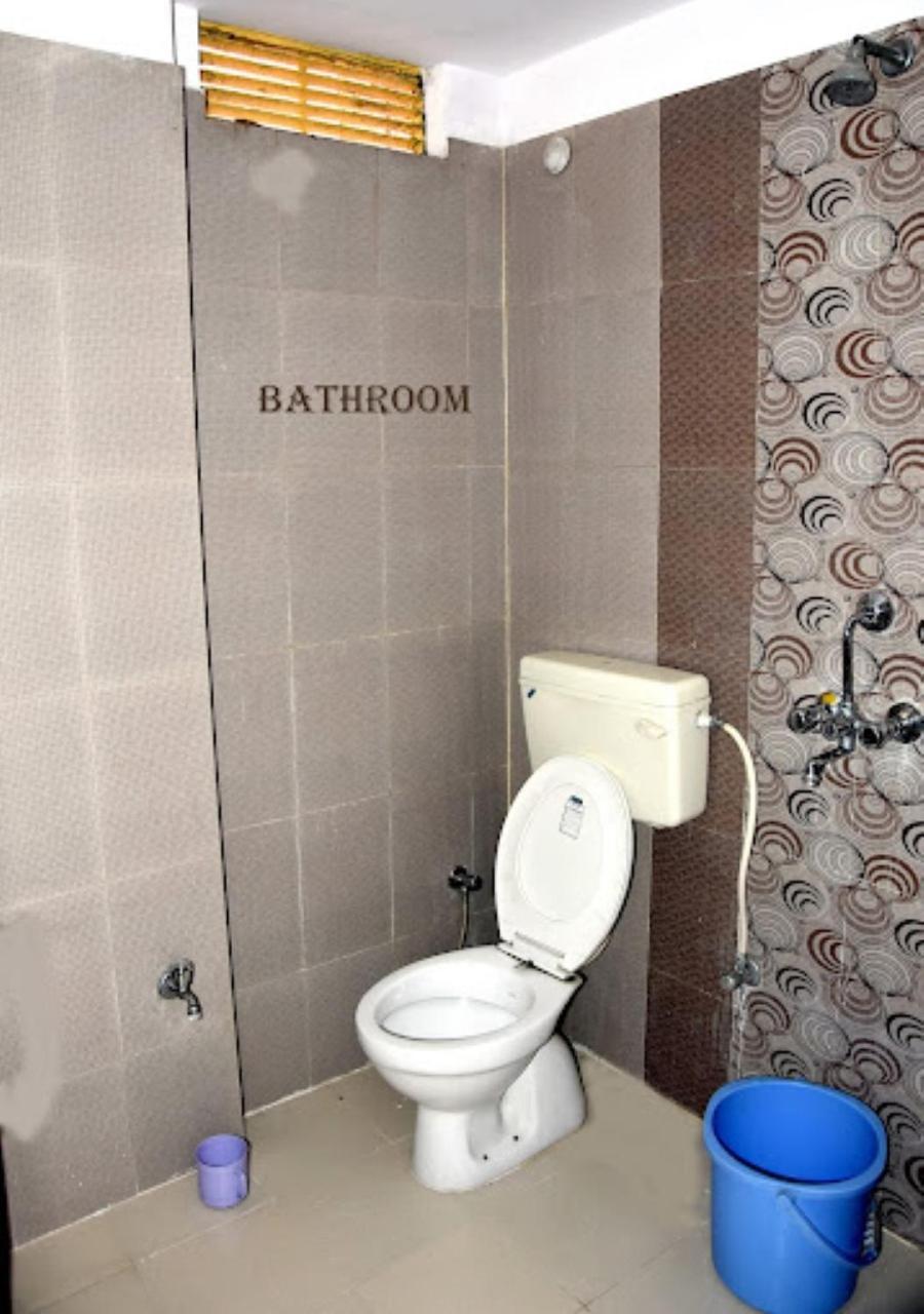 Hotel Roshan ורנאסי מראה חיצוני תמונה