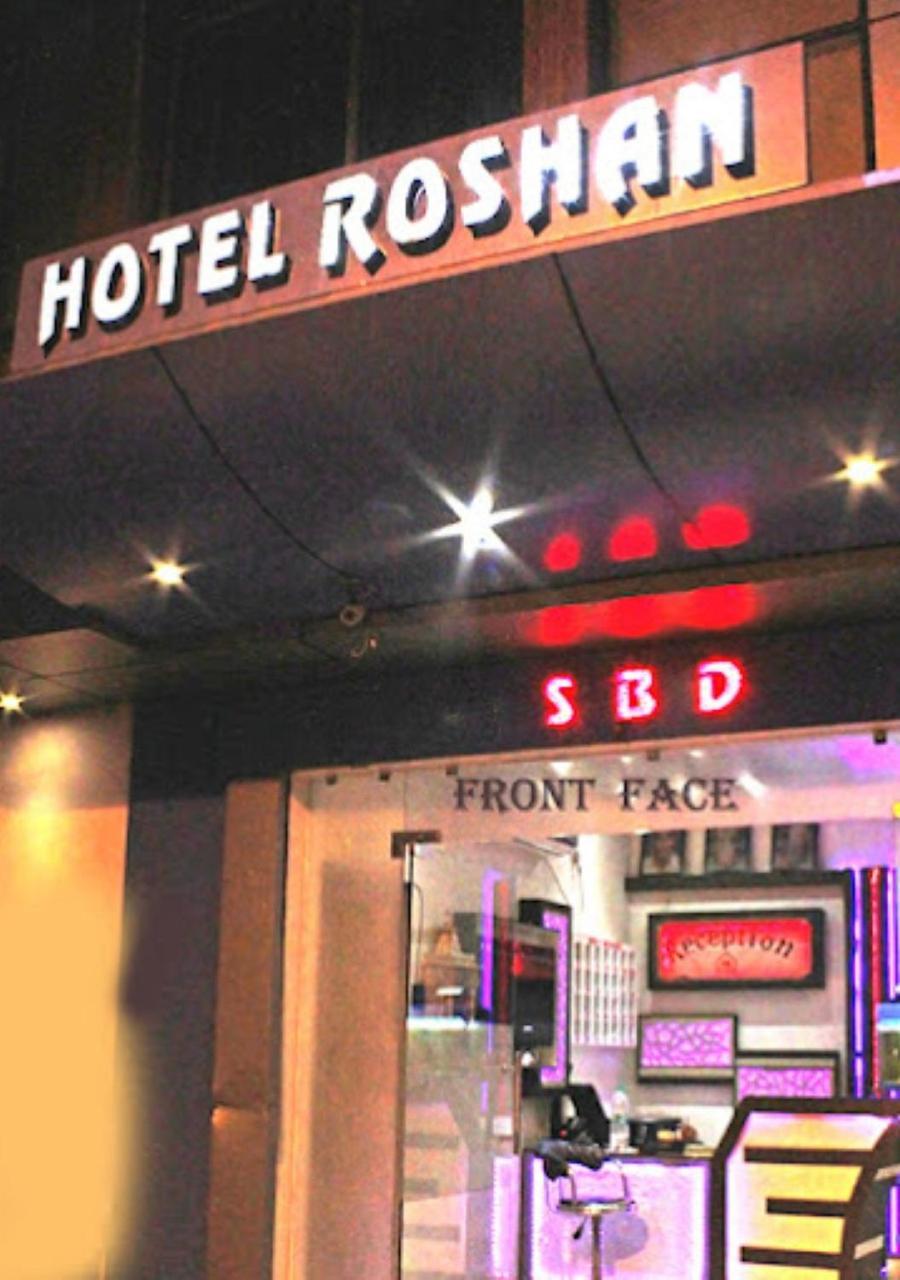 Hotel Roshan ורנאסי מראה חיצוני תמונה